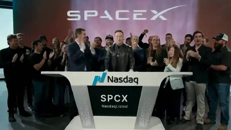 SpaceX rumbo al mercado bursátil