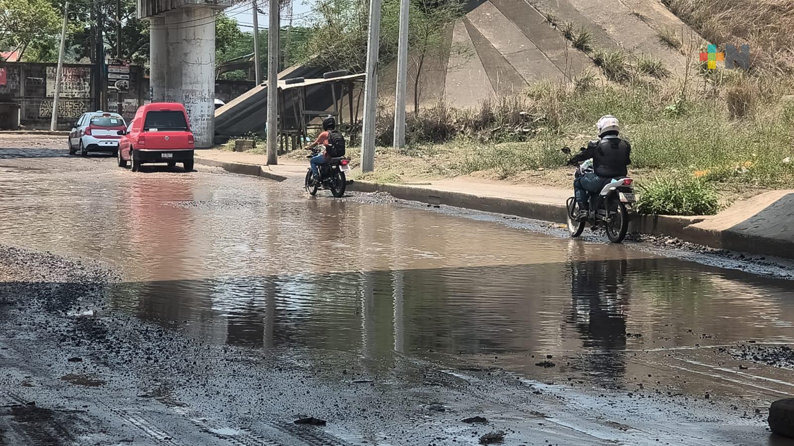 Lluvias dejan anegamientos en bulevar Los Patos