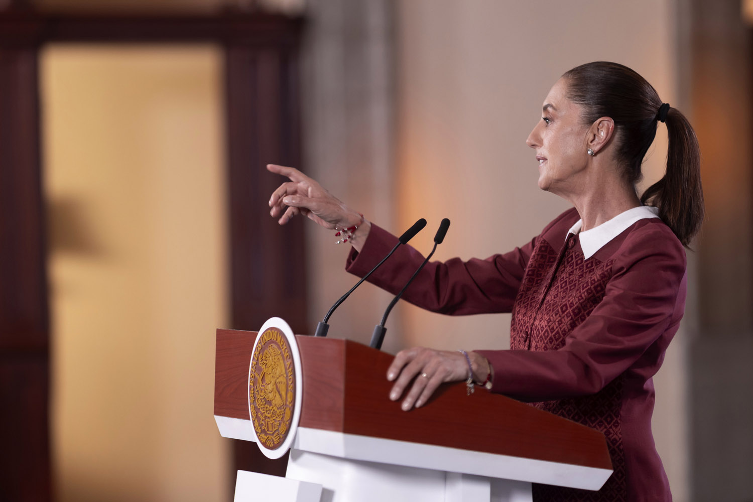Necesario, abrir discusión nacional sobre uso de redes sociales en jóvenes: presidenta Sheinbaum