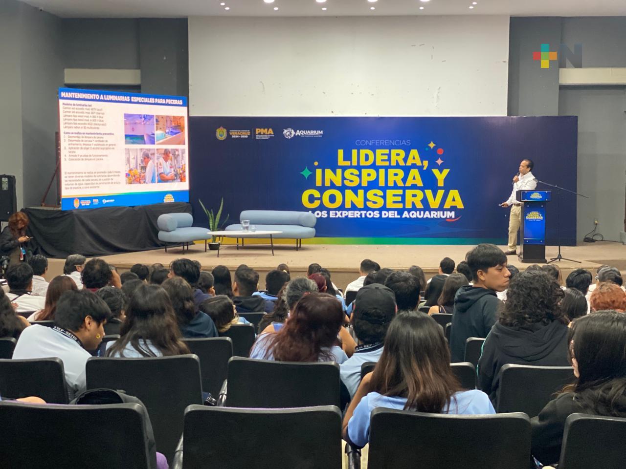A través de conferencias, Aquarium de Veracruz promueve la conservación de los ecosistemas marinos