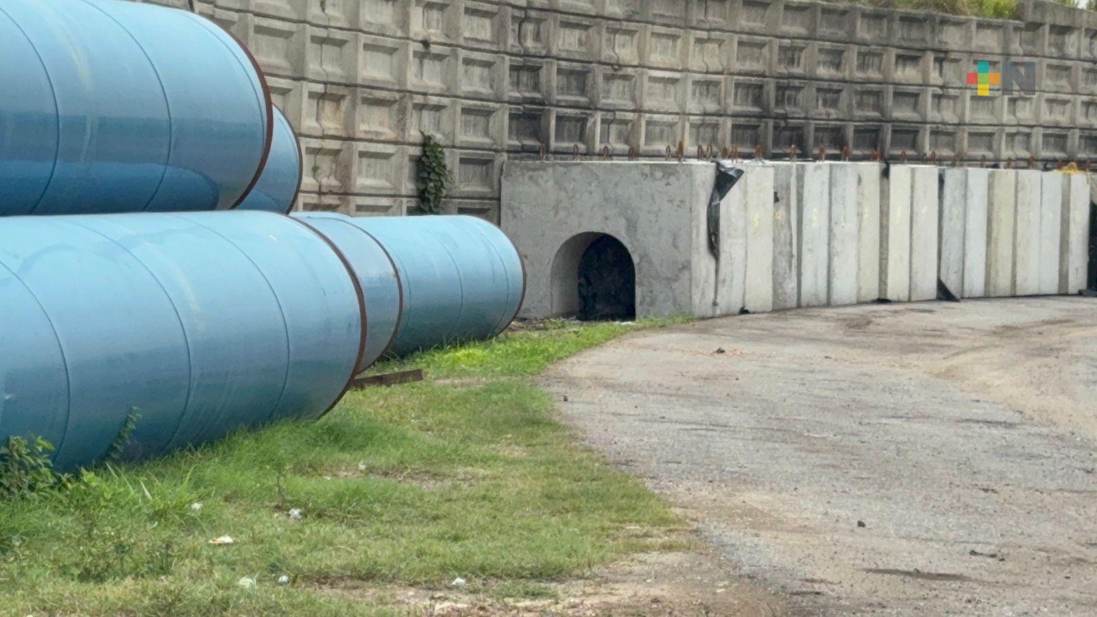 Avanza cruce subterráneo del acueducto Coatzacoalcos