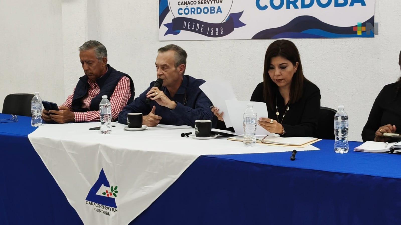 Empresarios y comerciantes buscan fomentar una cultura laboral
