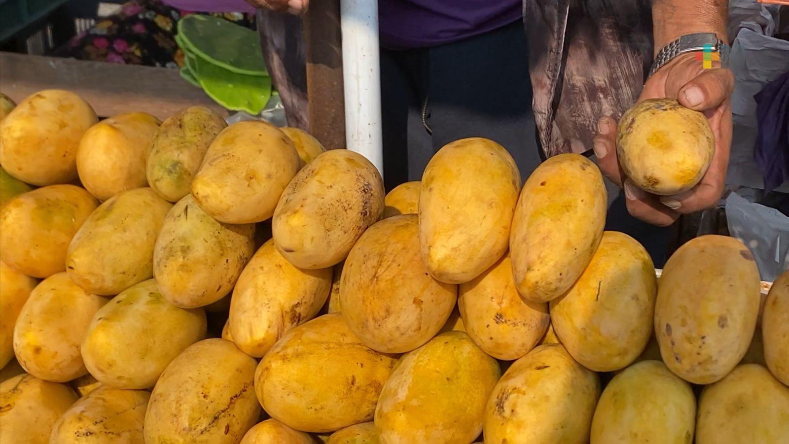 Bajas venta de mango registran productores de Jamapa