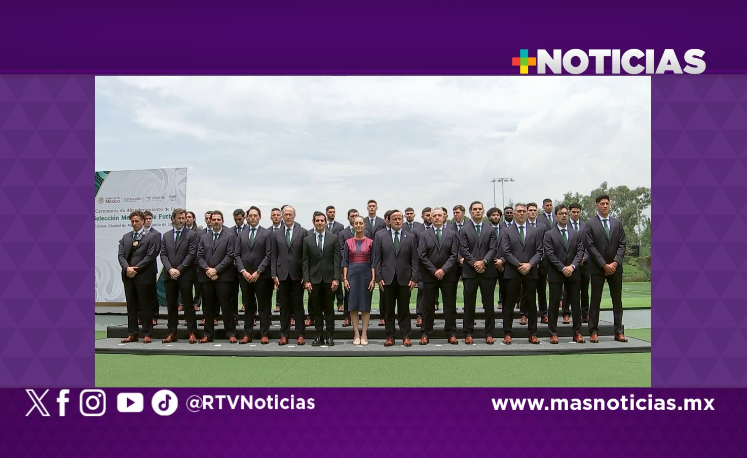 Presidenta Claudia Sheinbaum abandera a la selección mexicana