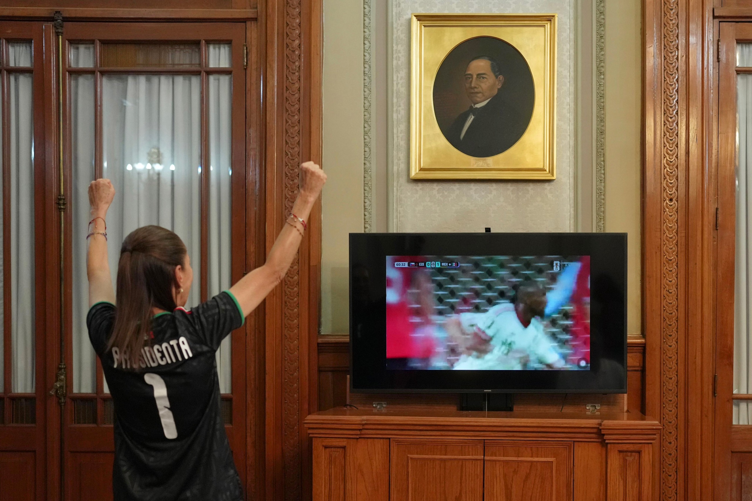 Presidenta Sheinbaum felicita a selección mexicana por triunfo contra Chequia