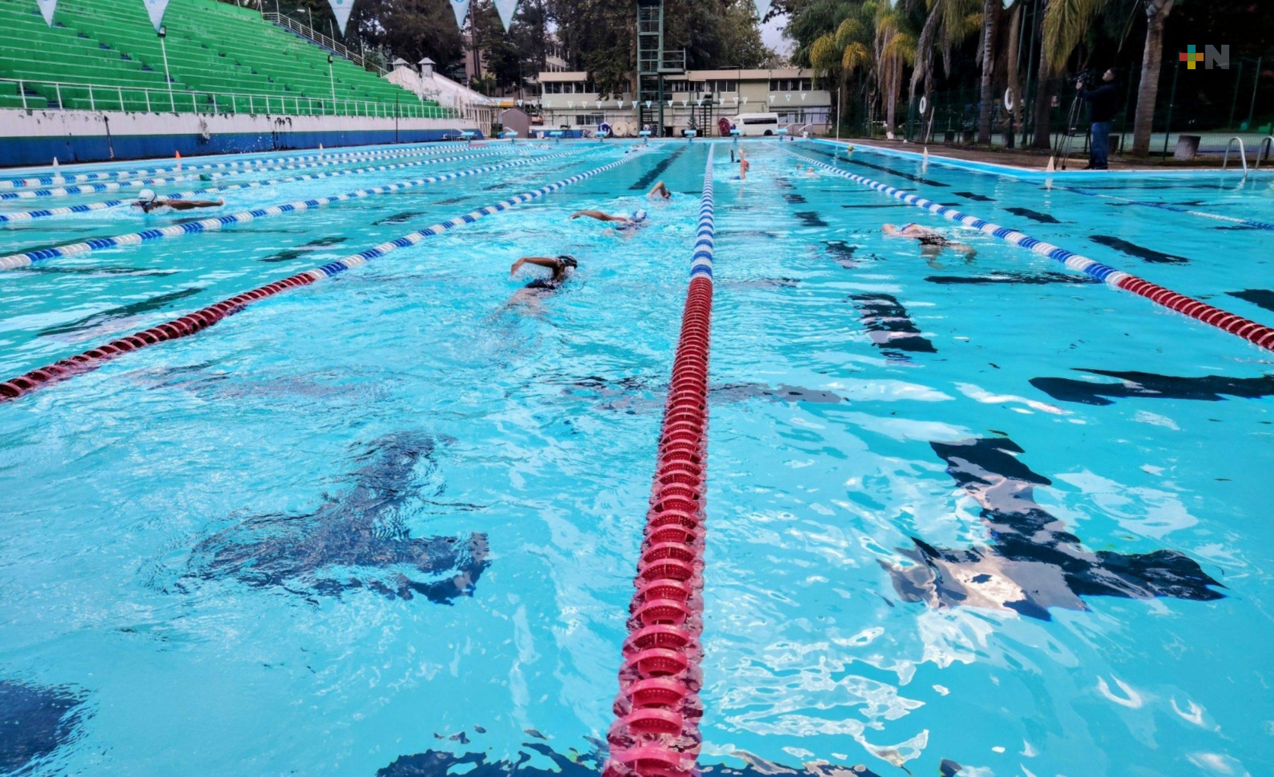 Participarán nadadores del Centro Acuático UV en Campeonato Nacional