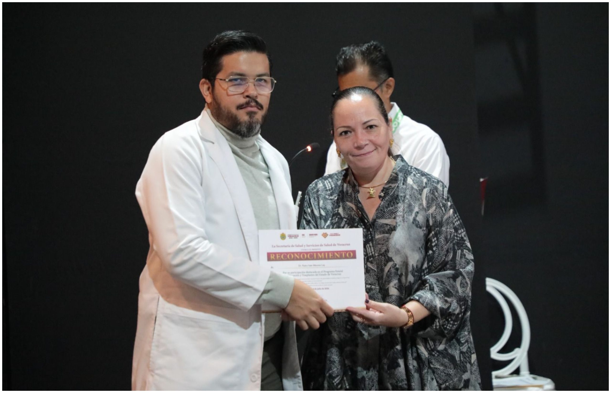 Reconoce SS a profesionales de la salud y pioneros del Centro Estatal de Trasplantes