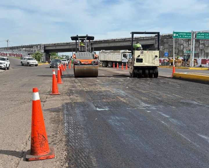 Incorpora SICT tecnología innovadora con el uso de polvo de llanta en pavimento carretero