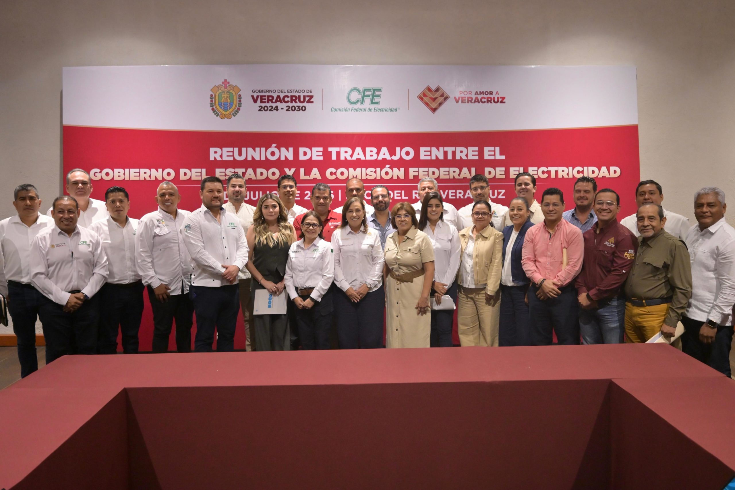 Veracruz y CFE trazan estrategias hacia una mayor cobertura y mejor servicio eléctrico