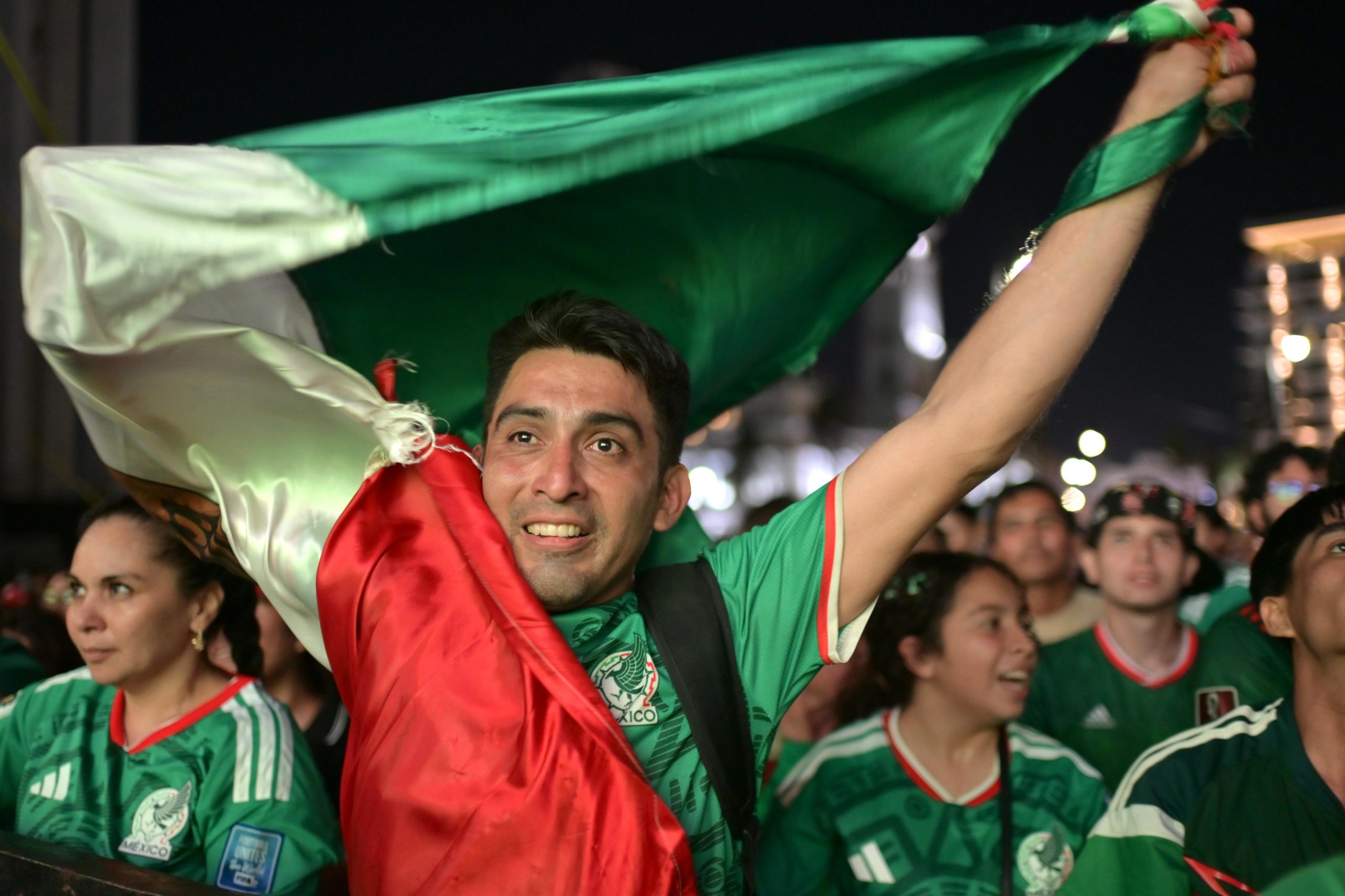 Sheinbaum llama a seguir representando a México con orgullo tras derrota ante Inglaterra