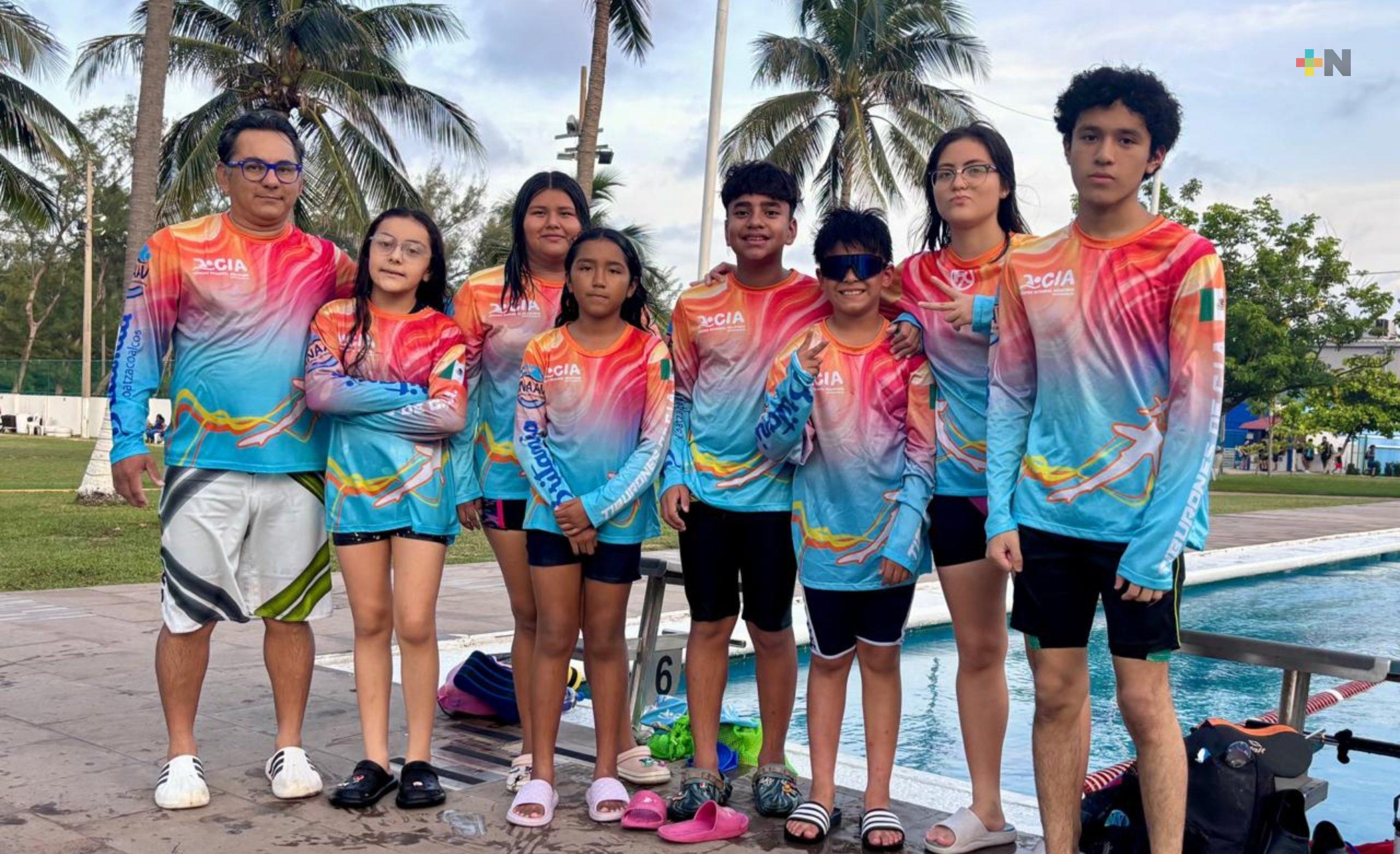 Tiburones de Coatza competirán en nacional de natación de Mérida