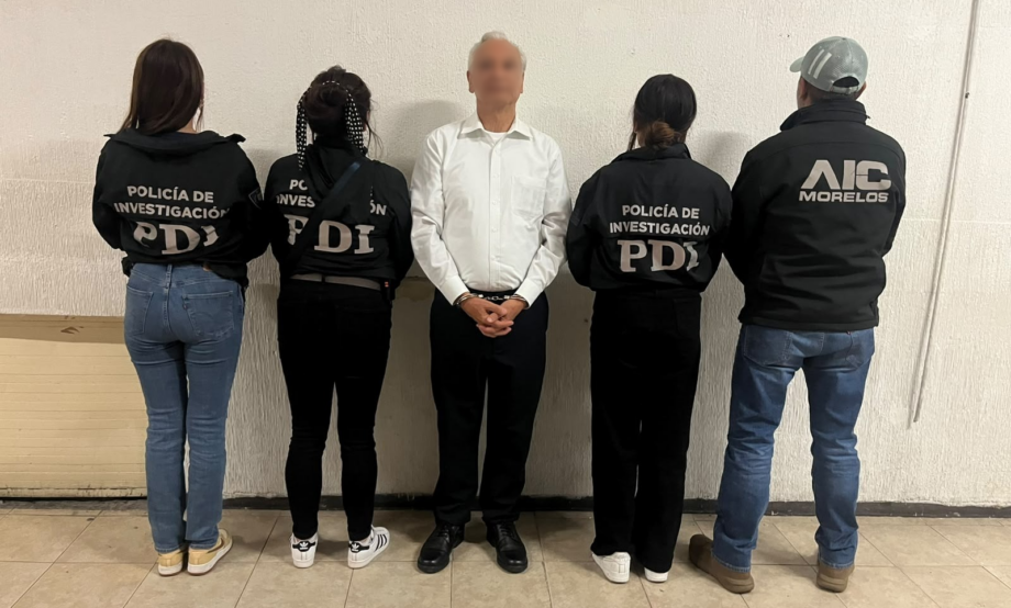 Detienen a exdirector de Pemex por violencia familiar