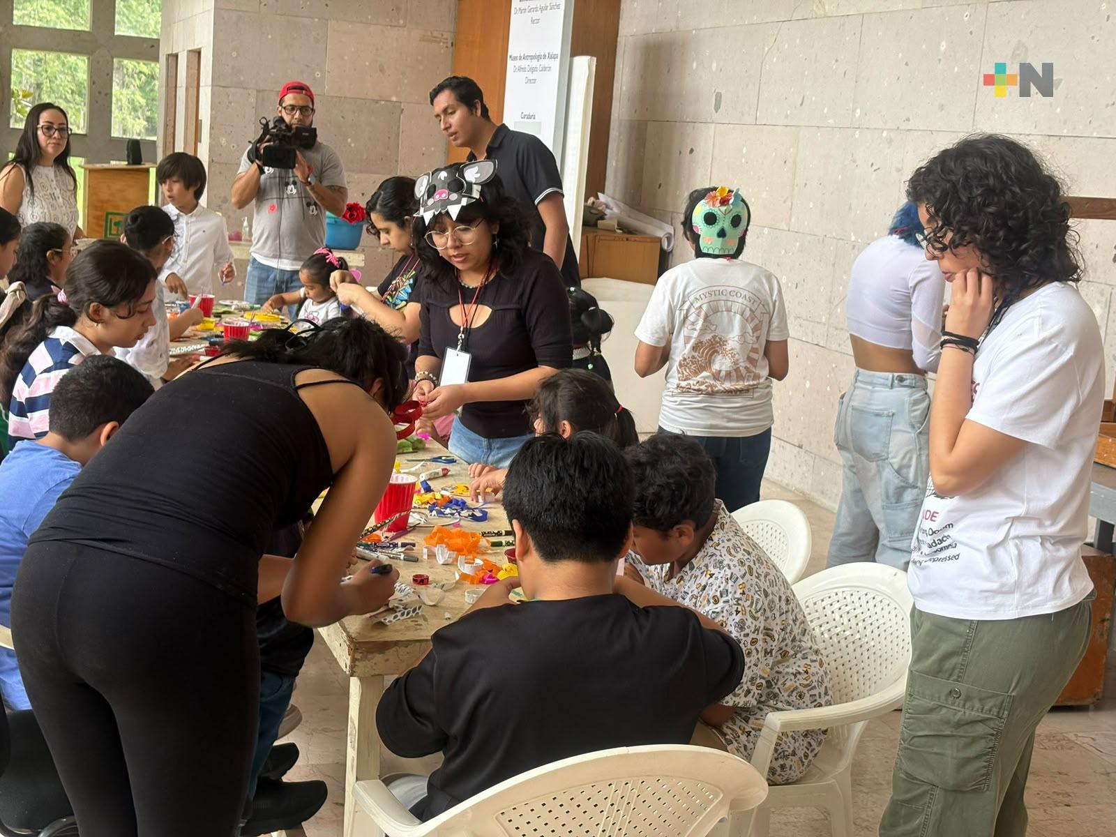 Impulsan participación de infancias en talleres artísticos
