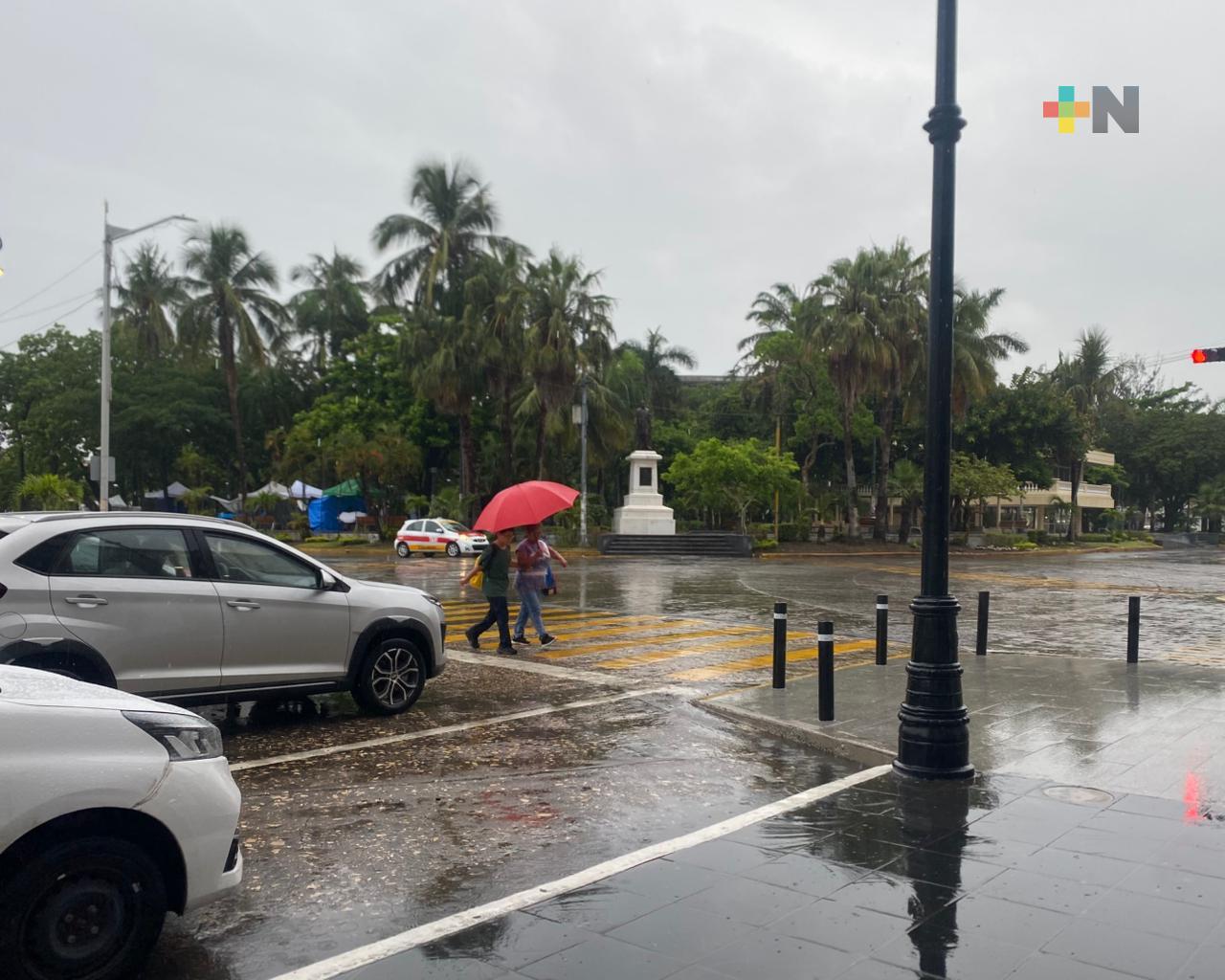 Lluvias de ligeras a moderadas en regiones montañosas y cuencas del sur de Veracruz