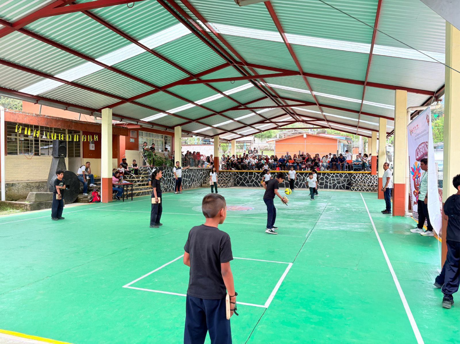 Pelota Mixteca, una estrategia educativa que impulsa la identidad y el deporte: SEV