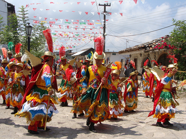 San Miguel Tzinacapan en «el Cenzontle»